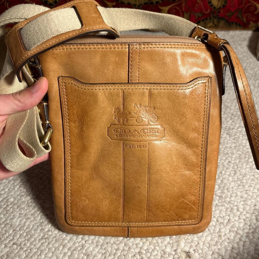 Coach Women's Tan and Brown Bag